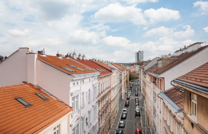 Pohled do ulice na projekt Neklanova v Praze Vyšehrad - 1